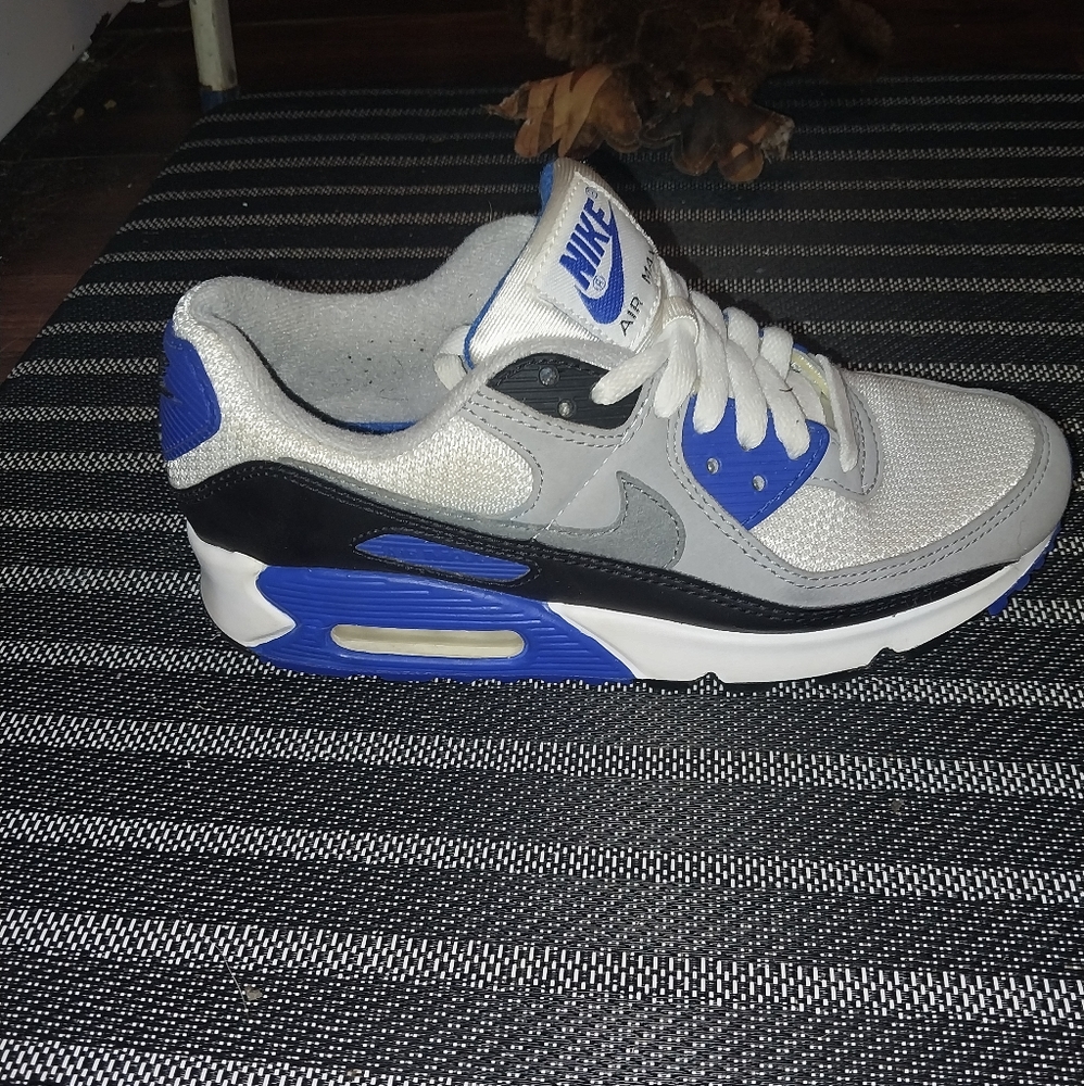 Brand new Nike Air Max 90